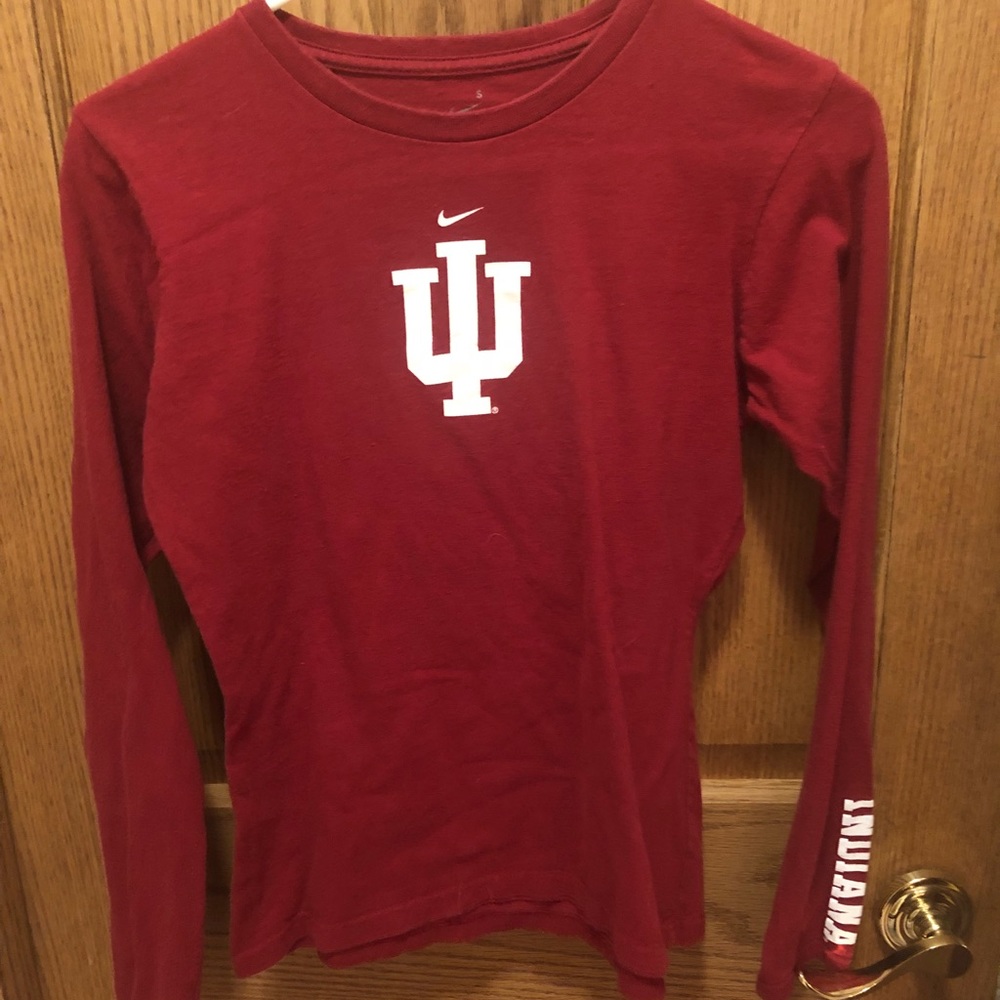 Nike IU long sleeve